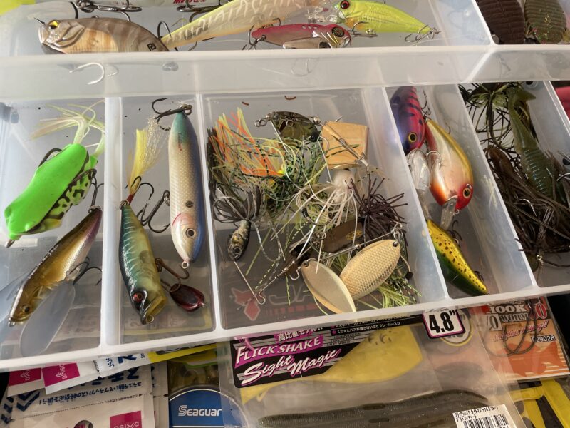 バス釣り初心者におすすめルアー6選！釣りやすいビギナー向け推奨品を