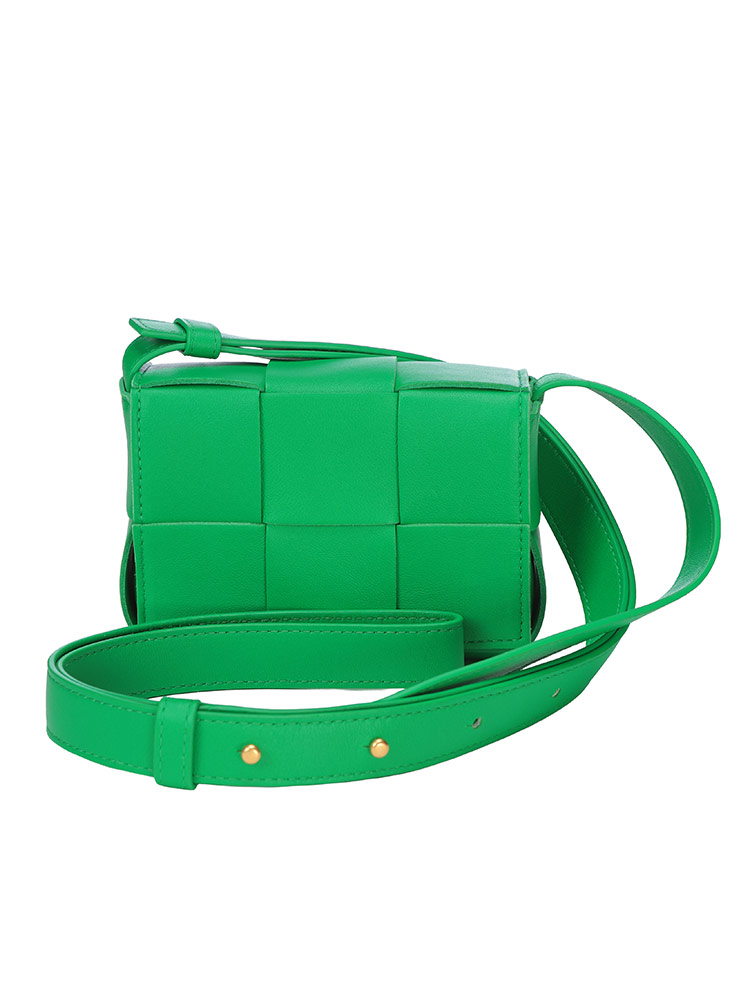 BOTTEGA VENETA (ボッテガ・ヴェネタ) イントレチャート ミニ レザー