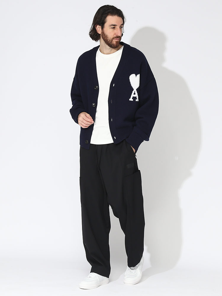 AMI PARIS (アミパリス) 胸ロゴ ニット カーディガン Ami de Coeur