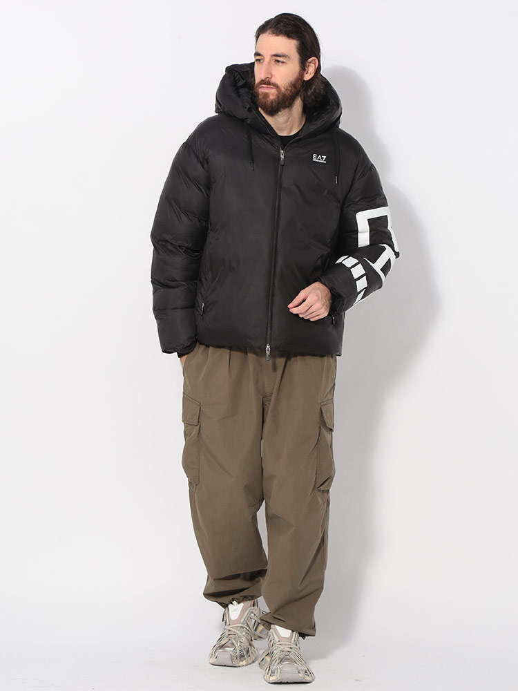 EMPORIO ARMANI (エンポリオアルマーニ) 袖BIGロゴ フルジップ 中綿