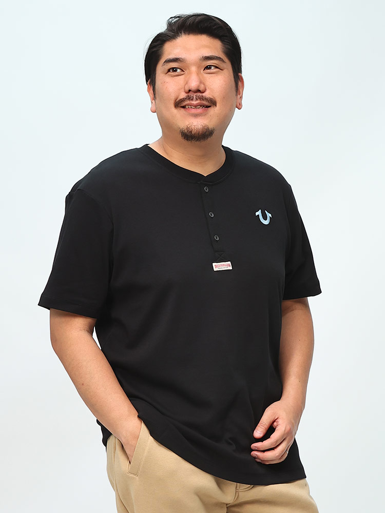 TRUE RELIGION (トゥルーレリジョン) ロゴ刺繍 ヘンリーネック 半袖 T