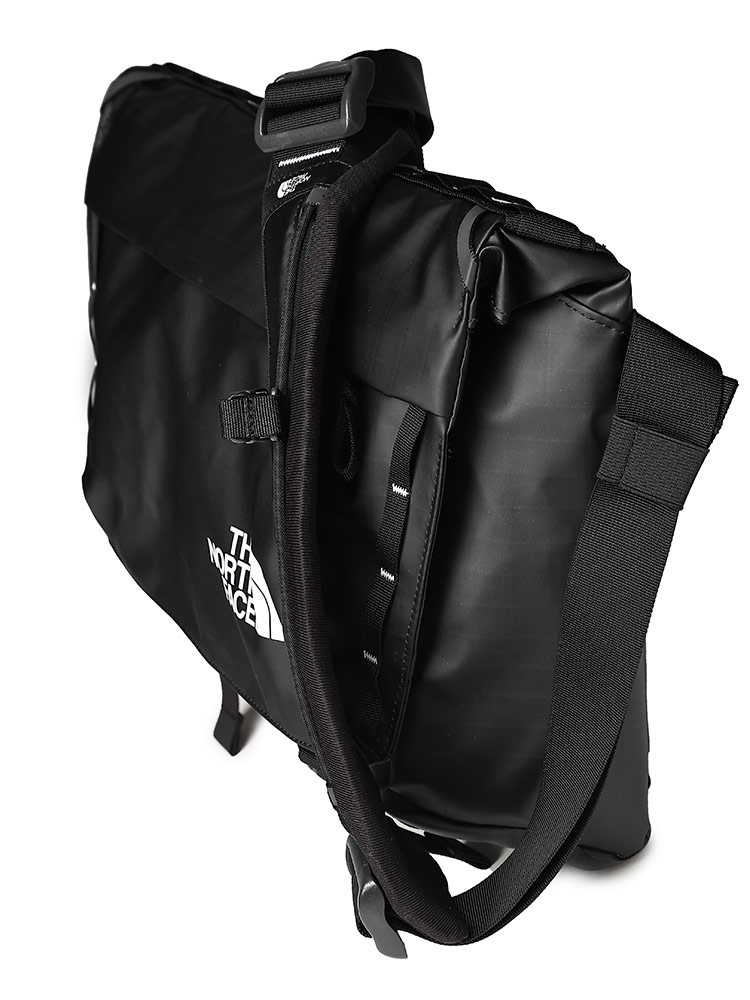 メッセンジャーバッグ PC収納 フリース裏地 BASE CAMP VOYAGER