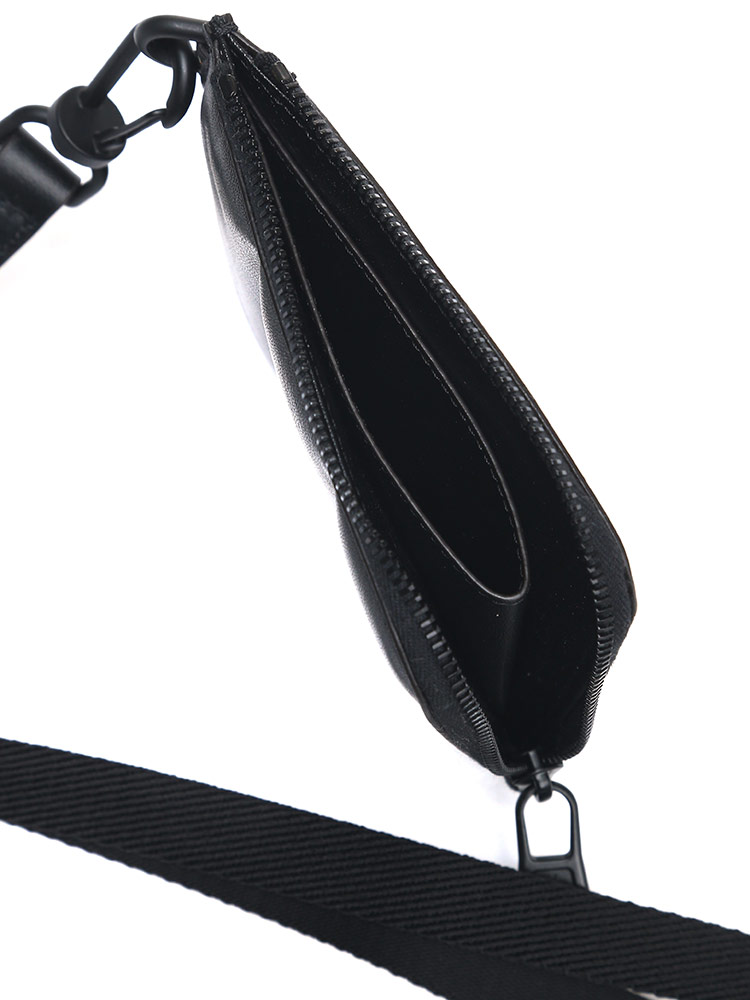 MONCLER (モンクレール) レザー キルティング ストラップ ウォレット