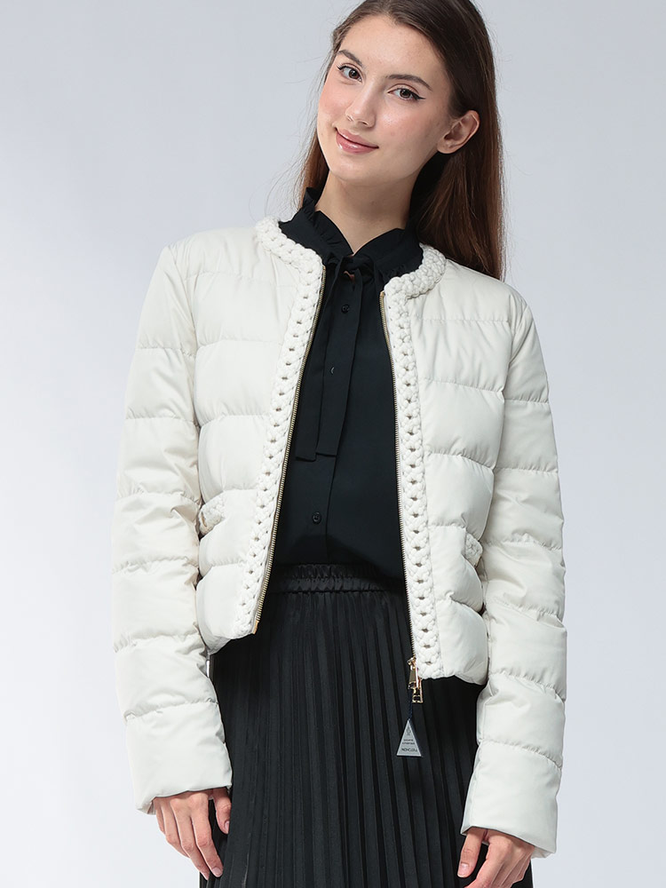 MONCLER (モンクレール) ノーカラー フルジップ ダウンジャケット