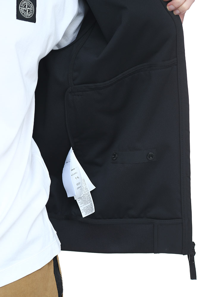 STONE ISLAND (ストーンアイランド) ソフトシェル フルジップ