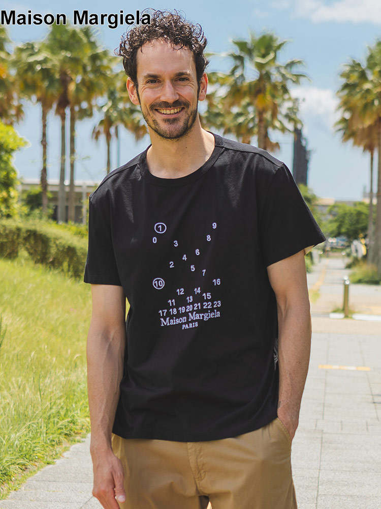 Maison Margiela (メゾン マルジェラ) ナンバリングロゴ クルーネック