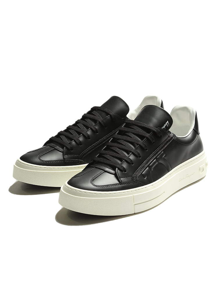 Salvatore Ferragamo (サルヴァトーレフェラガモ) レザー ガンチーニ型