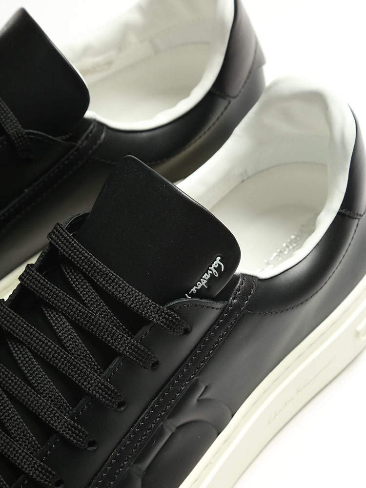 Salvatore Ferragamo (サルヴァトーレフェラガモ) レザー ガンチーニ型