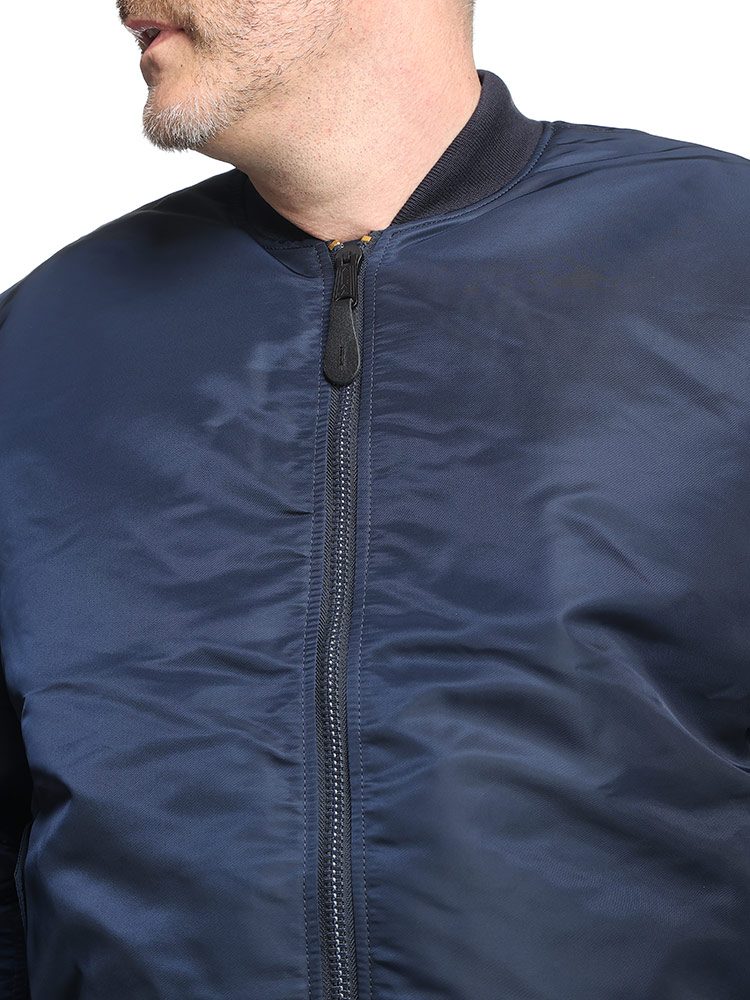 フライトジャケット 中綿 MA-1 JAPAN SPEC (ALPHA INDUSTRIES INC