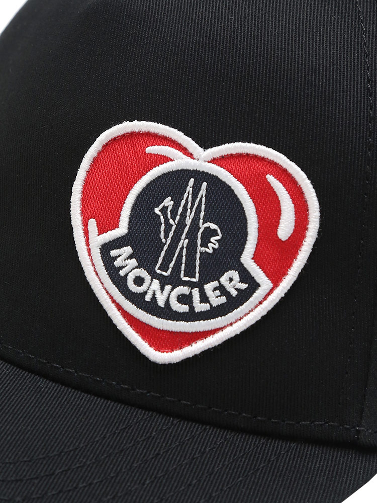 MONCLER (モンクレール) ハートロゴワッペン キャップ MC3B000320U162