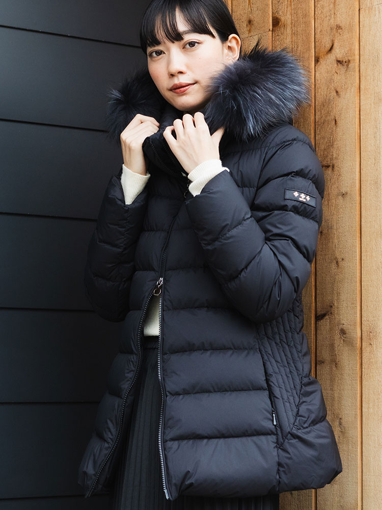 TATRAS (タトラス) ラクーンファー フード フルジップ ダウン