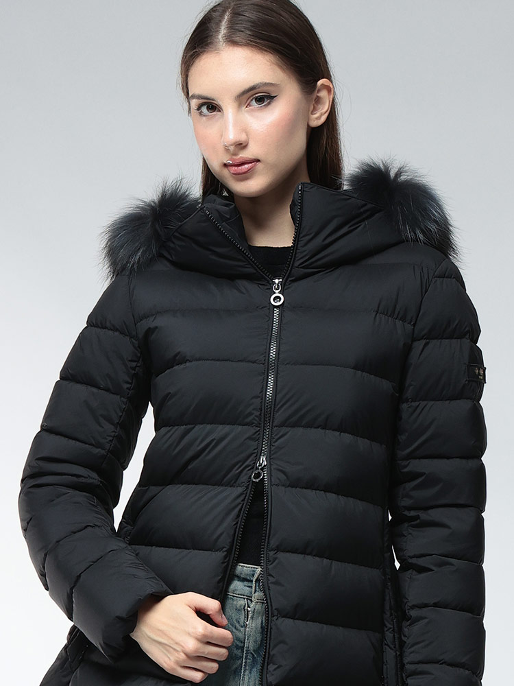 TATRAS (タトラス) ラクーンファー フード フルジップ ダウン