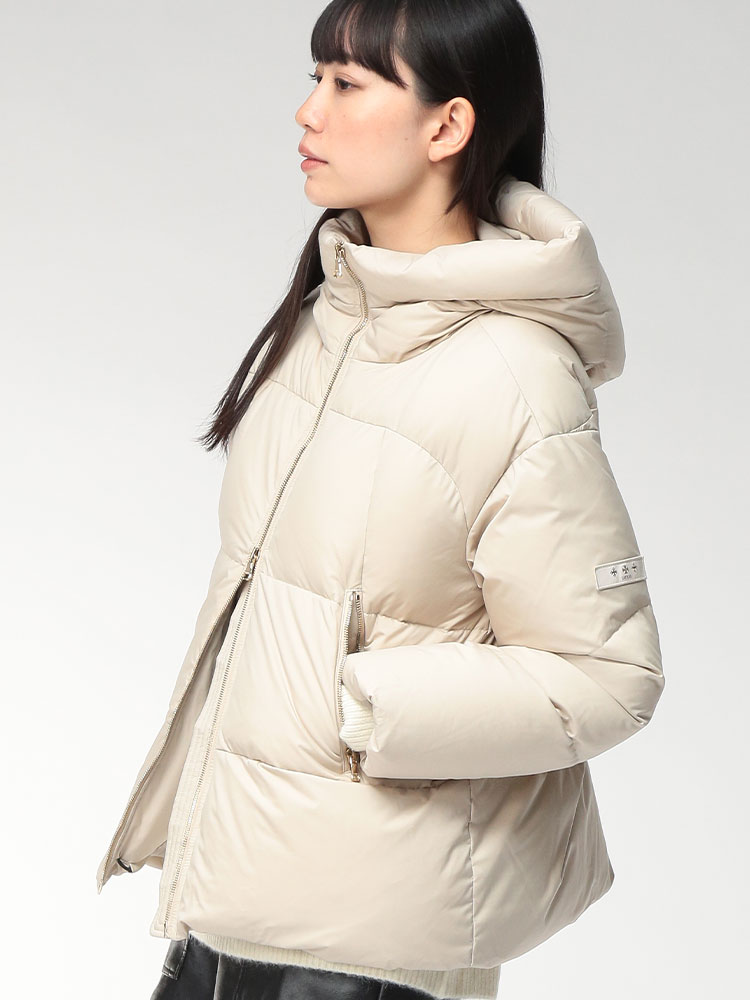 TATRAS (タトラス) ボックスシルエット フルジップ ダウンジャケット