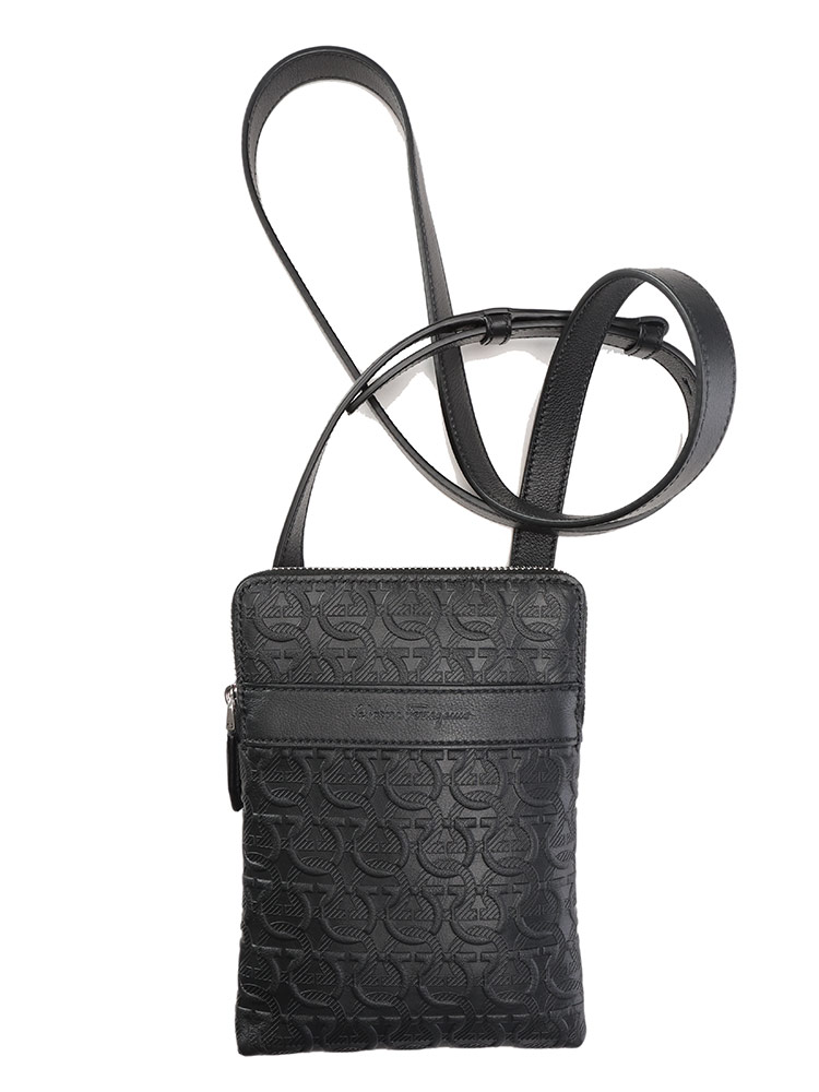 Salvatore Ferragamo (サルヴァトーレフェラガモ) エンボスガンチーニ