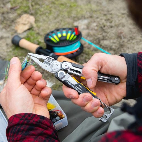 レザーマンのマルチツールおすすめ25選。小型で携行しやすいアイテムも