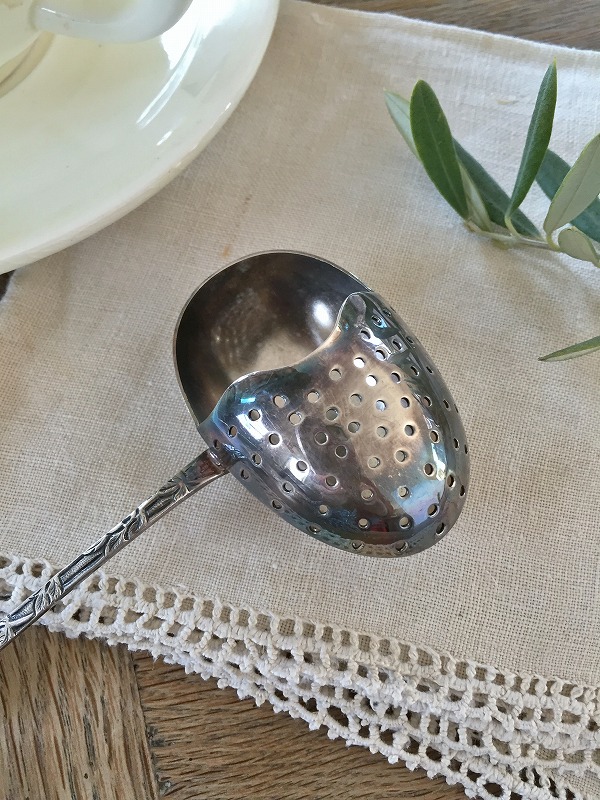 ドイツ】 天使のティーストレナー【純銀】 ドイツ】 天使のティー