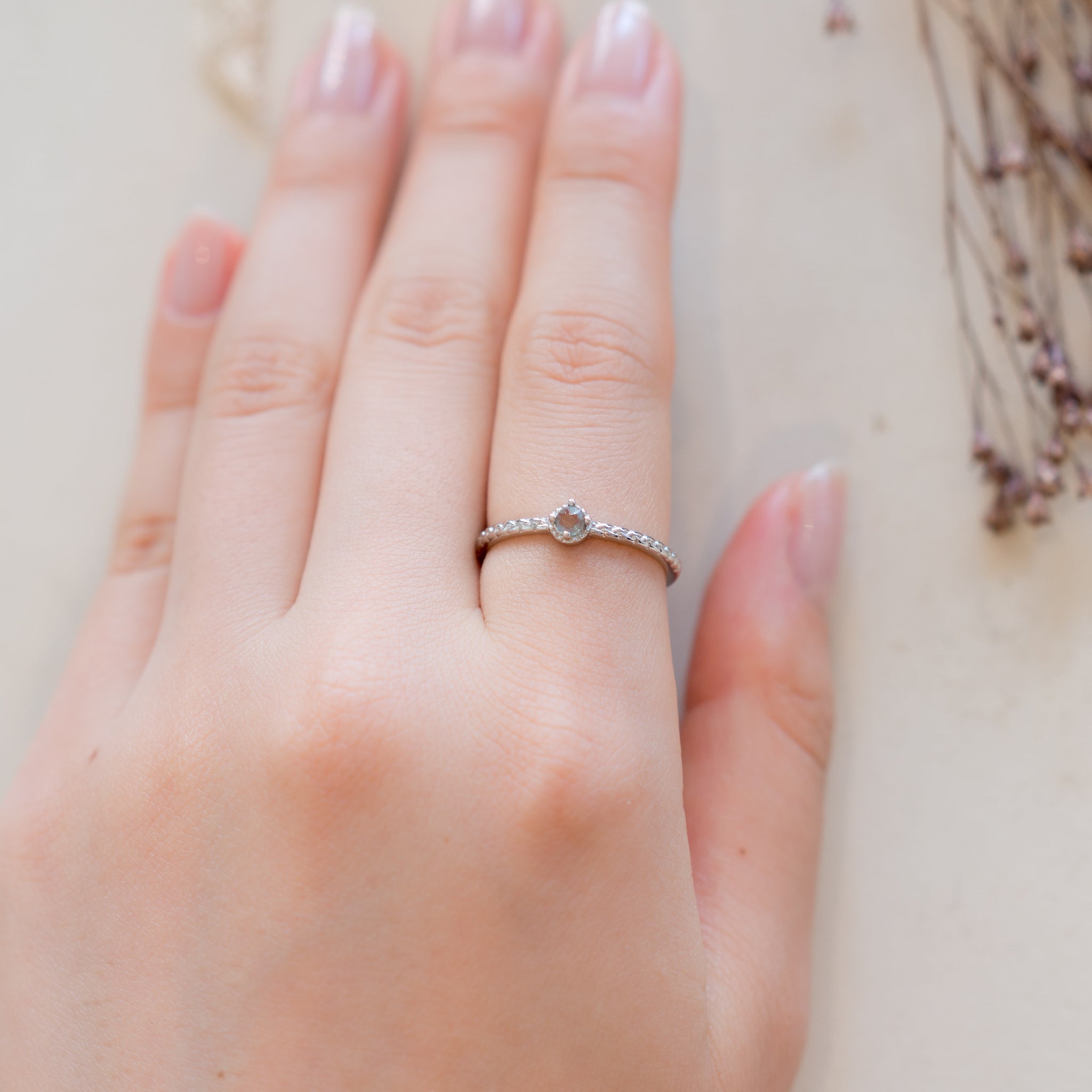 アンティークラウンドサフィレット シルバーリング