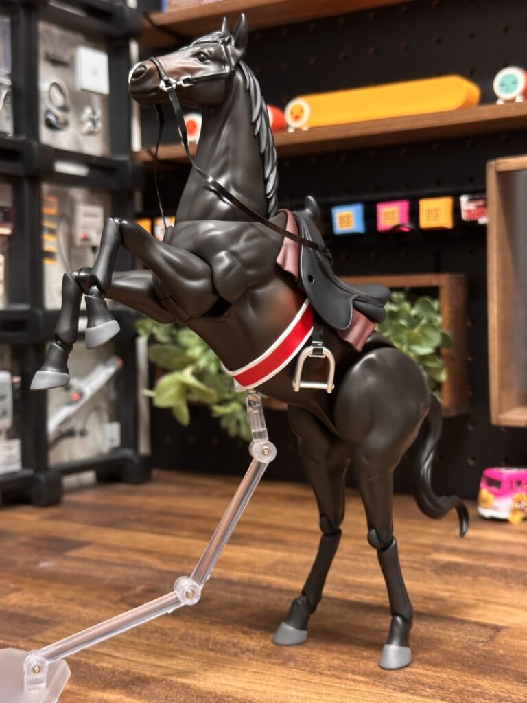 安かったので買っちゃいました。1年前に発売された｢figma 馬 ver.2 (黒