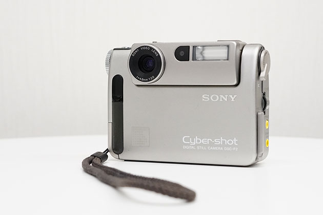 My Retro Sony 当時の技術が詰まった サイバーショット 2代目 DSC-F2