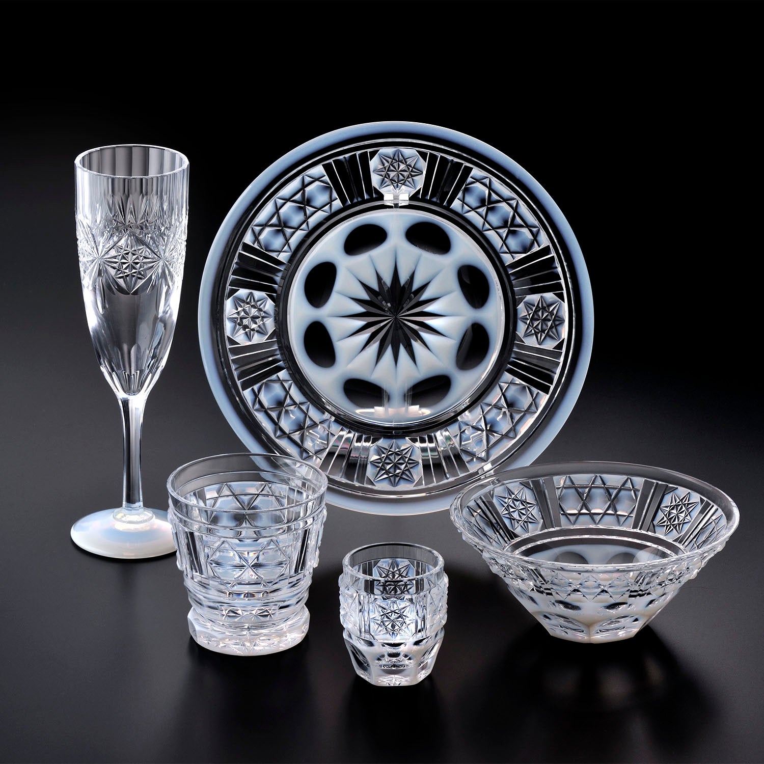 島津薩摩切子】思無邪 プレート皿20㎝ – ㈱島津興業 島津薩摩切子