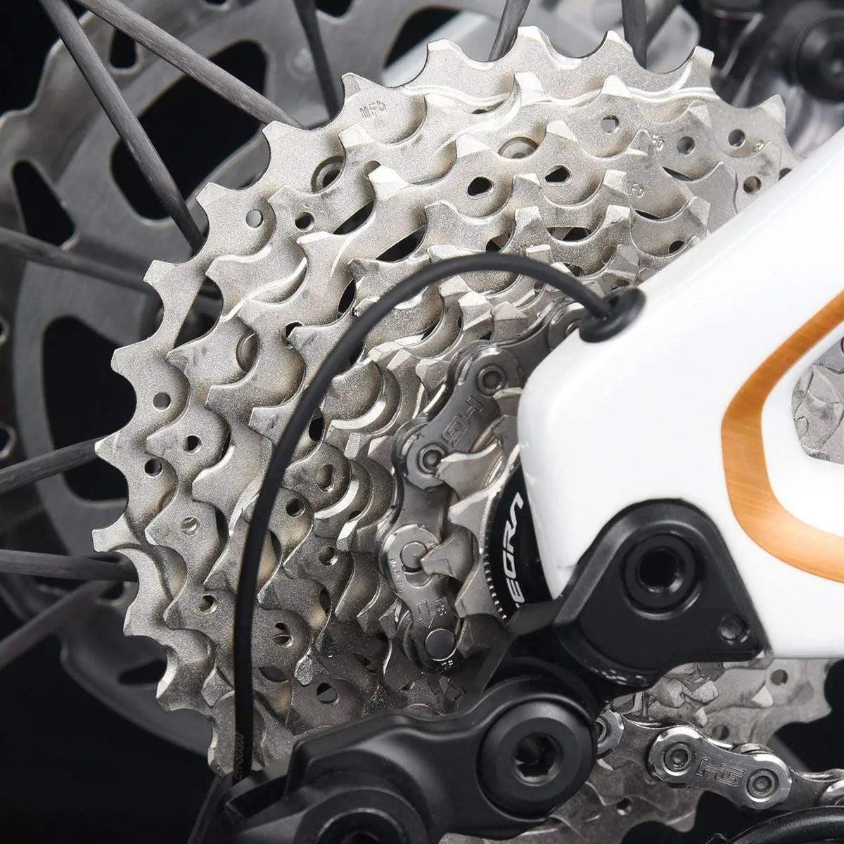 Full Carbon Bike|105 Di2 Groupset|SAVA Dream Maker – SAVA Carbon Bike