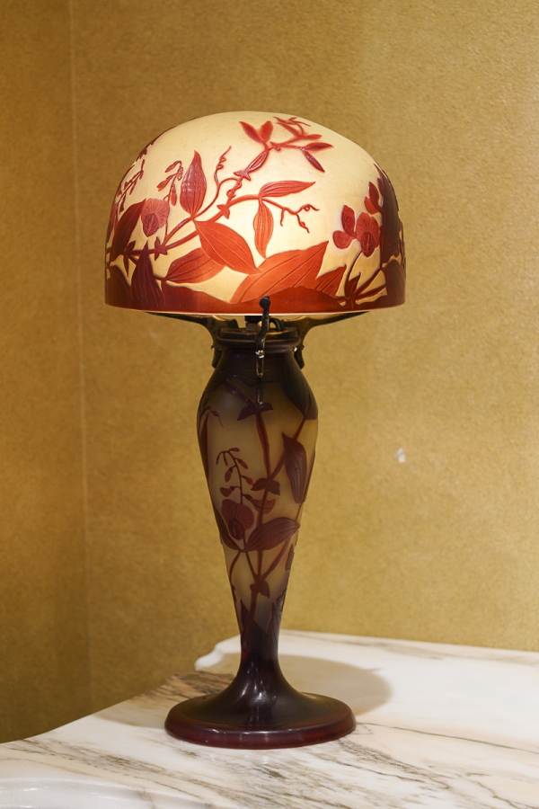 ガレ・ランプ｜40-A.銀座アンティーク・アイ｜商品紹介｜帝国ホテル