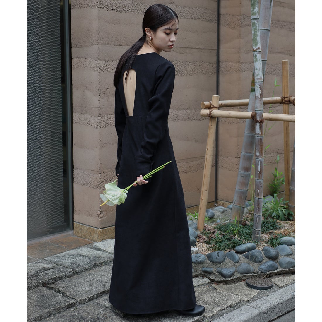 ボンジュールサガン BONJOUR SAGAN back open long sleeve one-piece