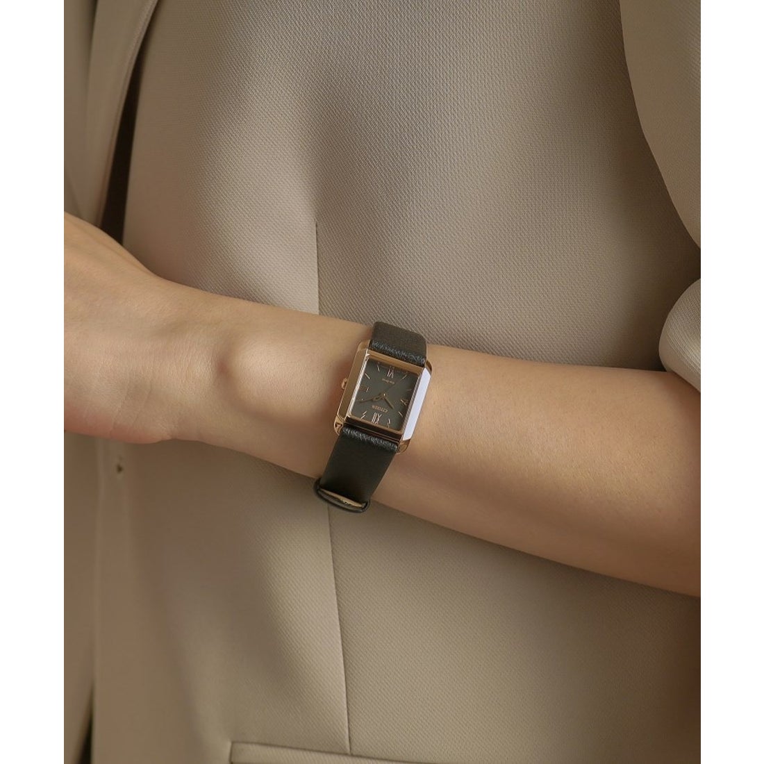 ココシュニック COCOSHNIK RG シチズンL別注モデル スクエア