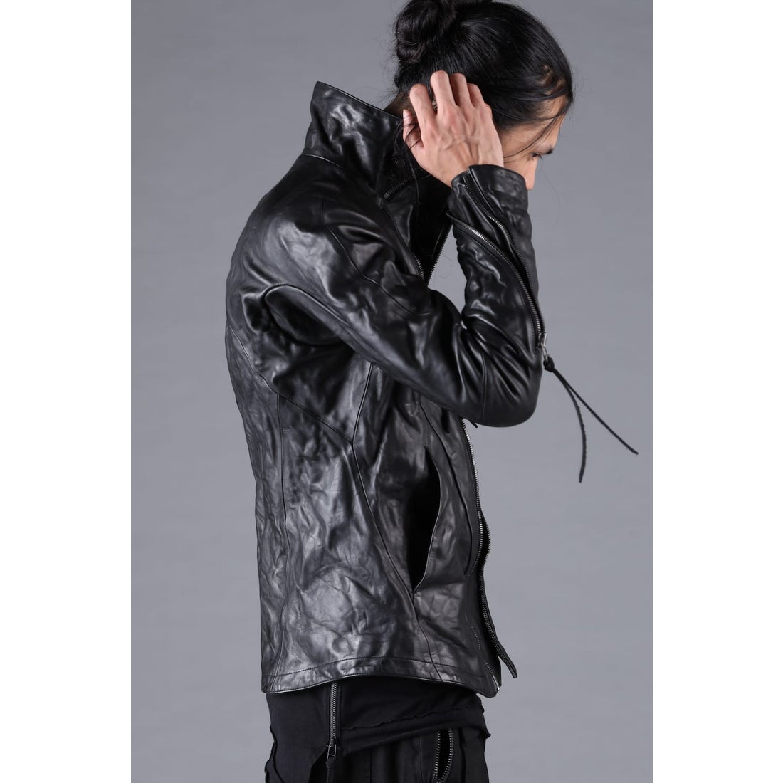 ディーハイゲン D.HYGEN Horse Leather High Neck Jacket （BLACK