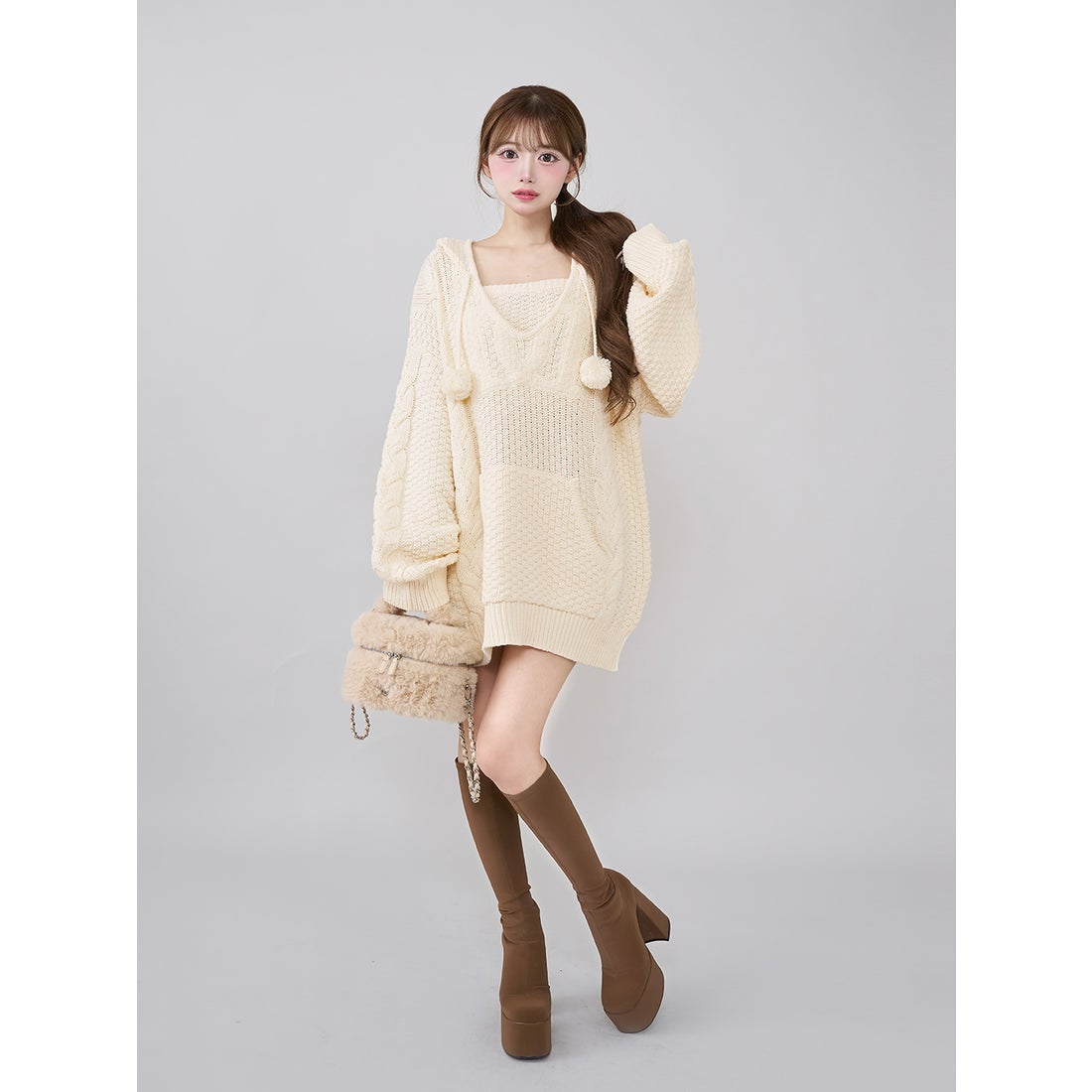 ダーリッチ Darich ケーブルDDロゴVネックニットフーディ （ベージュ