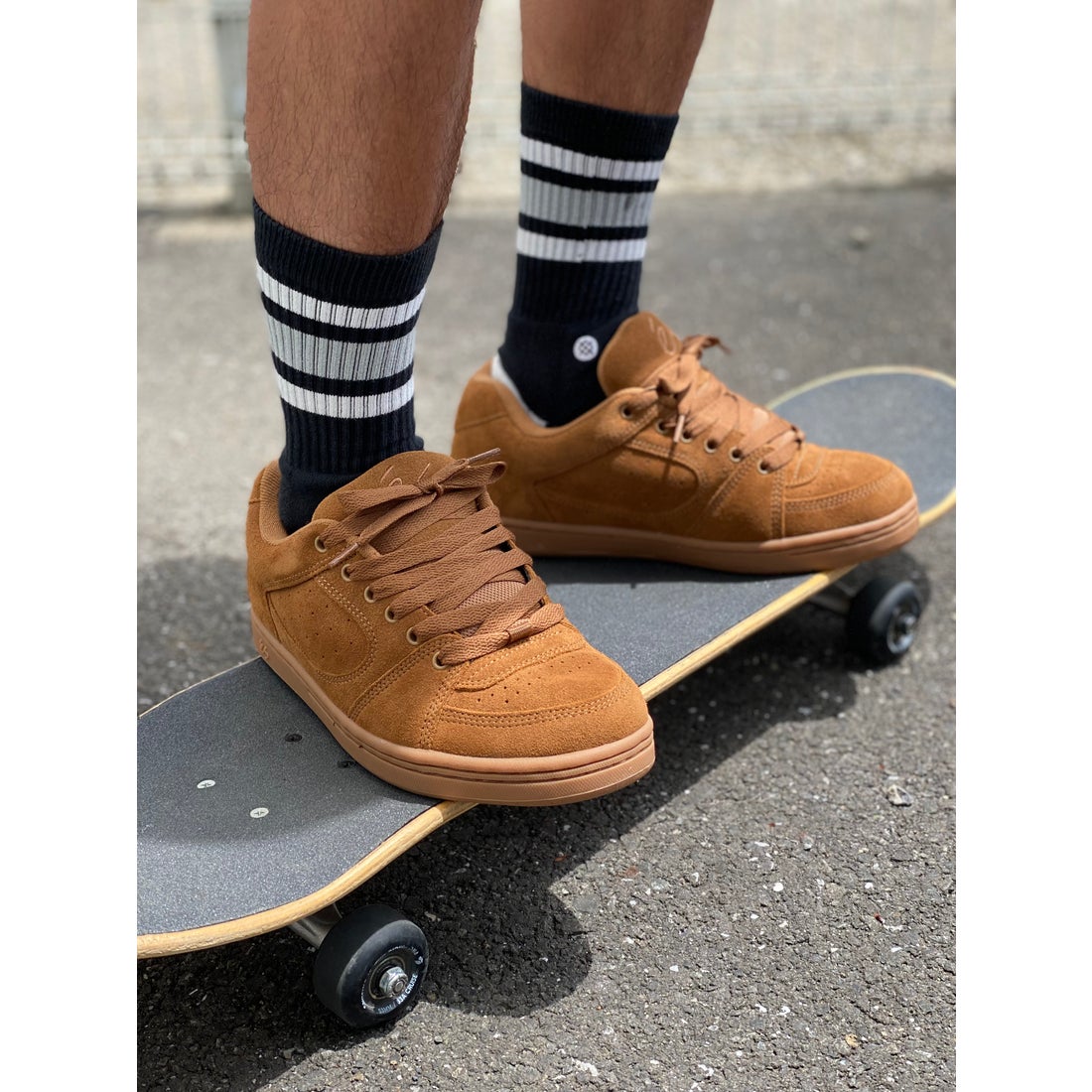 eS/エス アクセル スケボー スケシュー 人気定番 51010139212 ブラウン