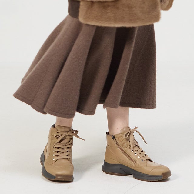 レースアップスニーカーブーツWoW500 （ダークトープ） -fitfit