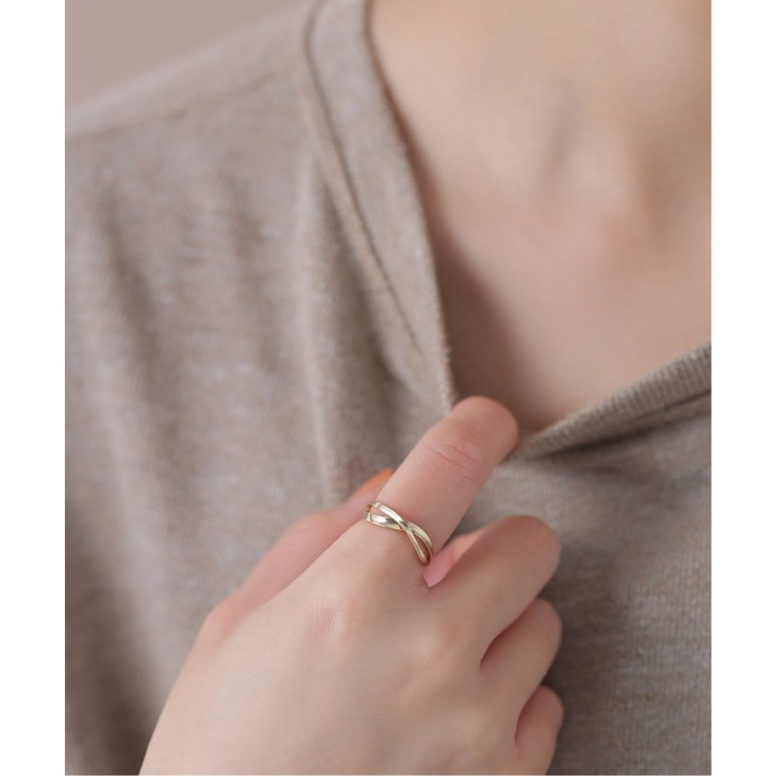 リラ Lilas 2ラインツイストモチーフリング K10 （ゴールド