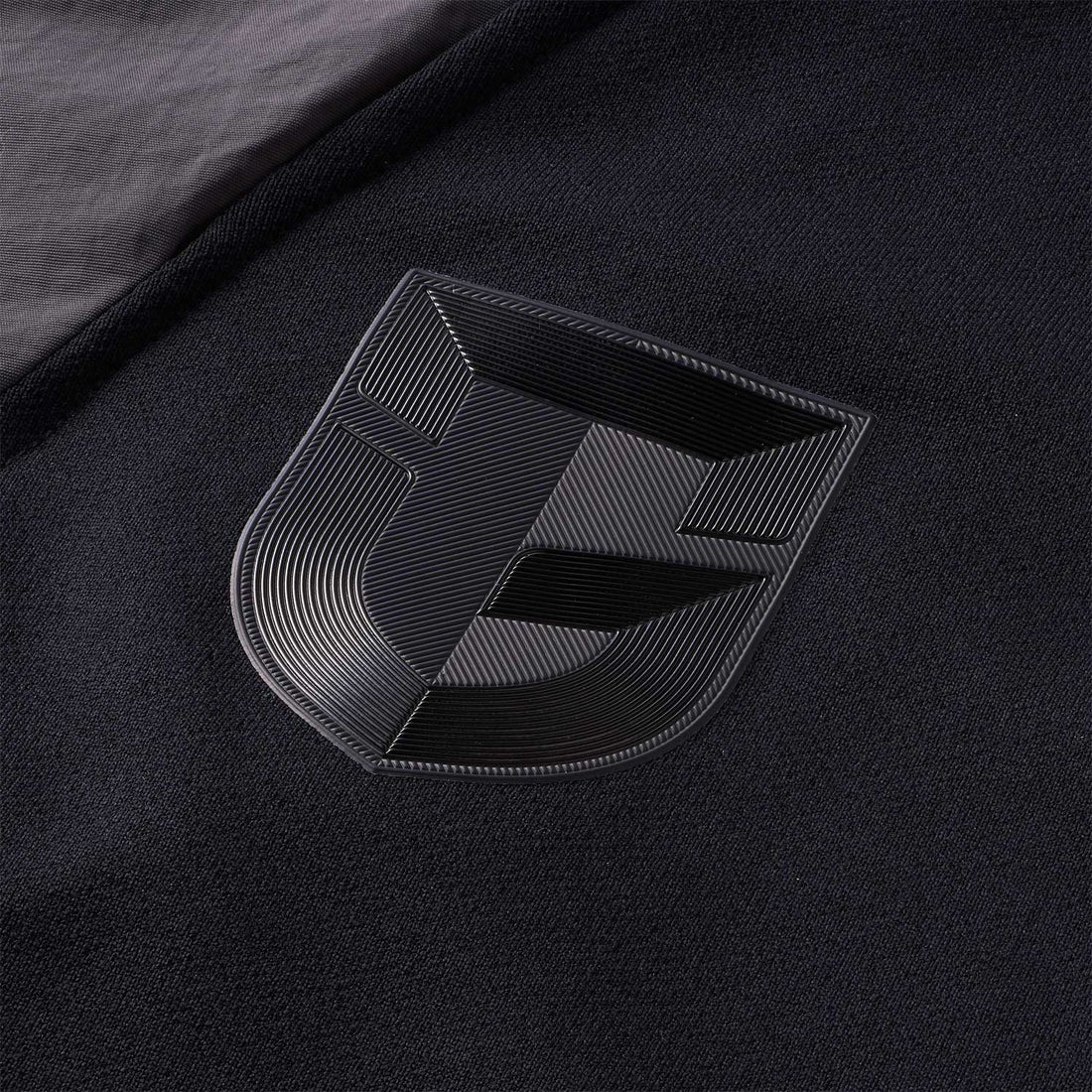 ガンバ大阪 2024 hummel PLAY クロスジャケット(ブラック) HAW2160GO