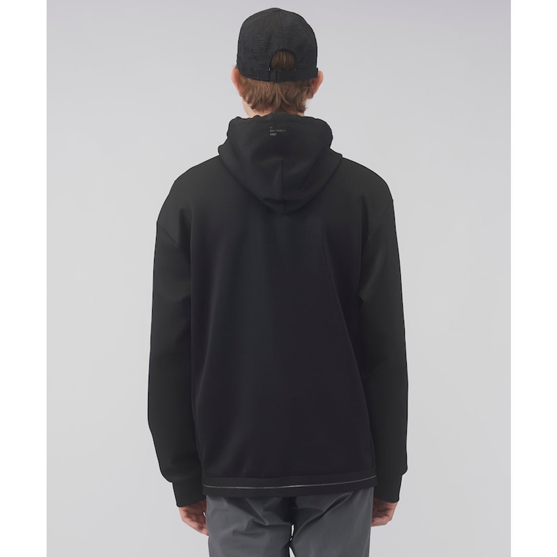 LANVIN SPORT プルオーバーパーカー -デサントストア-DESCENTE STORE-