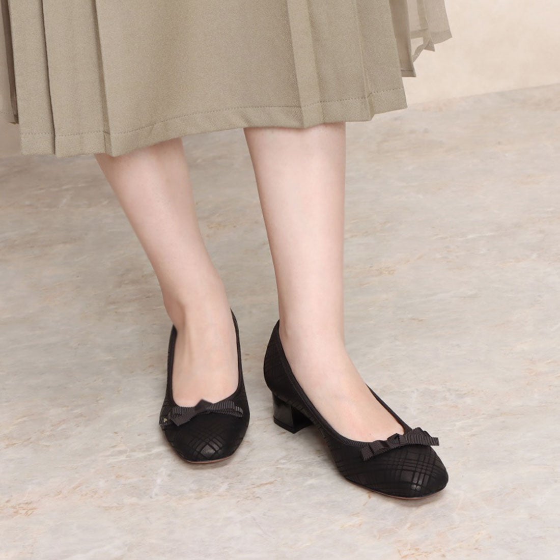 ランバン オン ブルー LANVIN en Bleu スクエアトゥリボンモチーフ