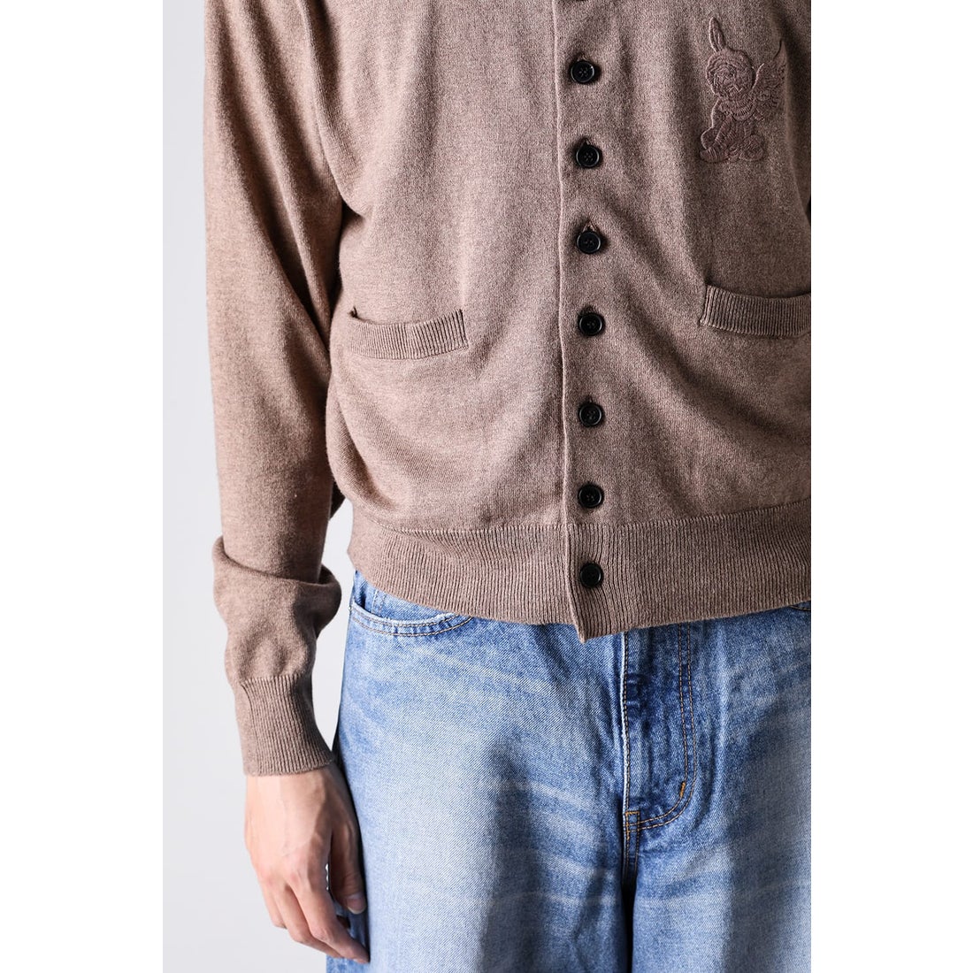 エムエーエスユー MASU 10 BUTTONS CARDIGAN （Beige） -FASCINATE