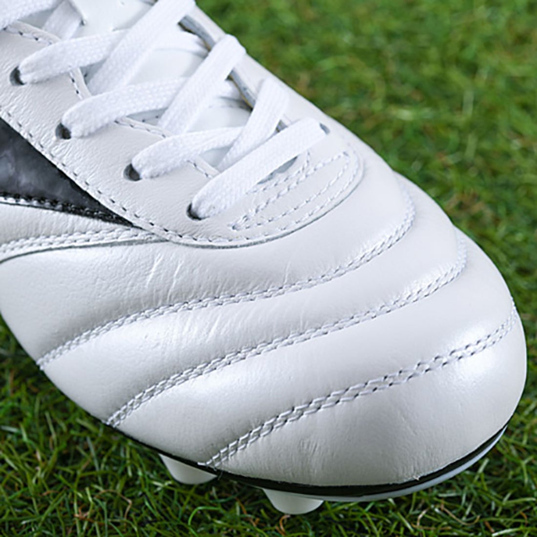 MIZUNO ミズノ モレリア II JAPAN ショートタン/ノーマルステッチ