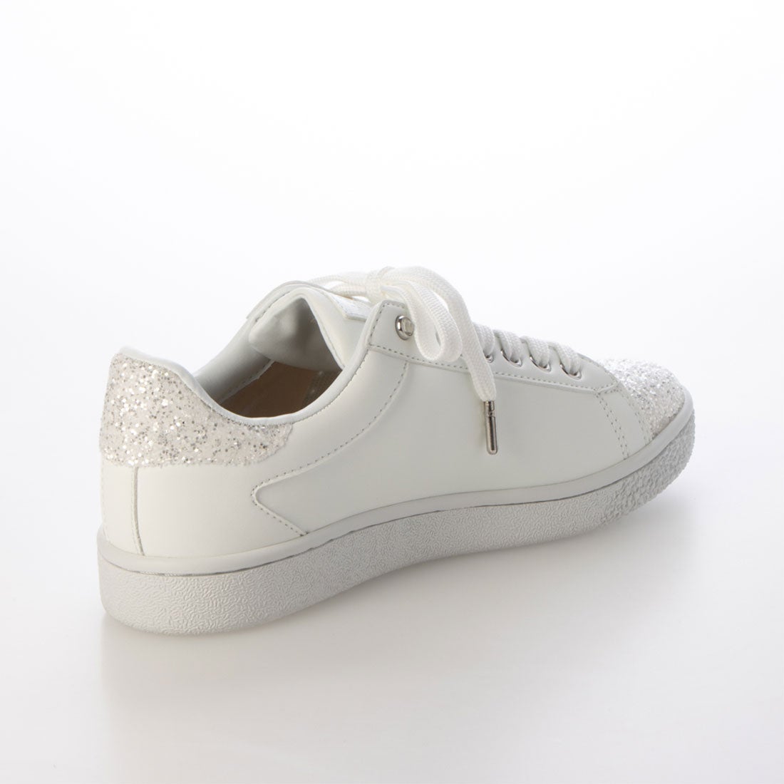 プラスダイアナ ＋diana ビジュー付きパンチングスニーカー （白光布