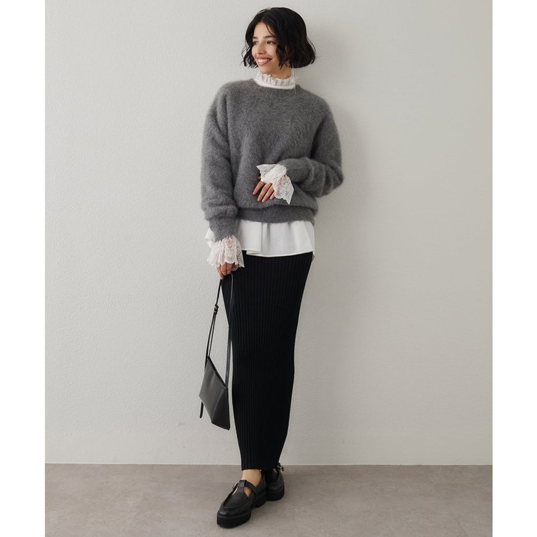 ウィムガゼット Whim Gazette ファークルーネックプルオーバー （gray