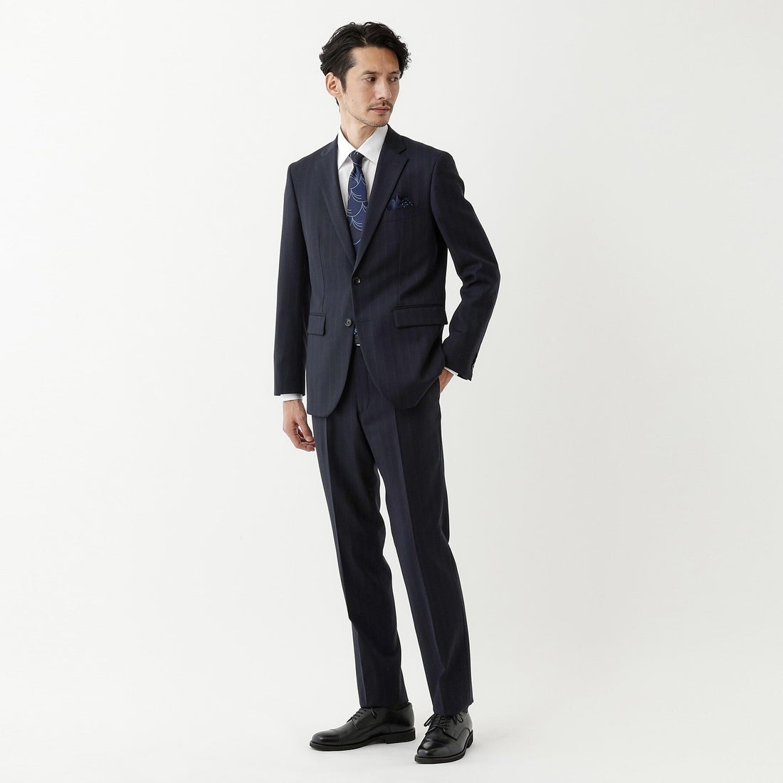 タケオキクチ TAKEO KIKUCHI 【THE FLAGSHIP】矢絣 ストライプ スーツ