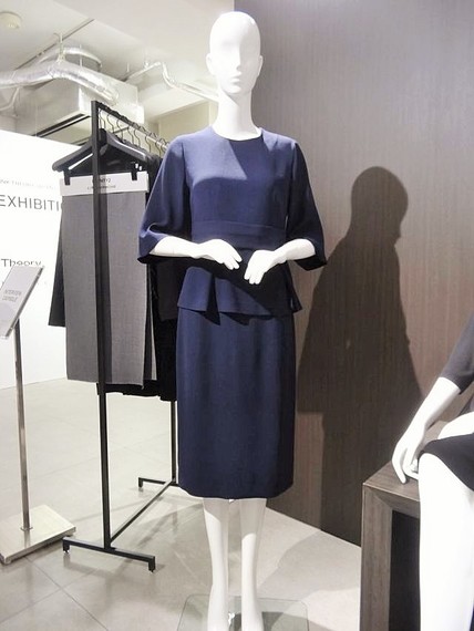 セオリーリュクス、上流ママ向け新ライン | 繊研新聞