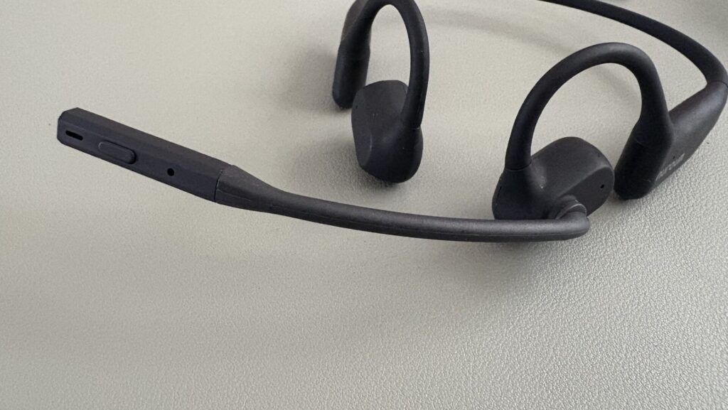 高性能のマイクを搭載したオープンイヤーヘッドセット Nuroum OpenEar