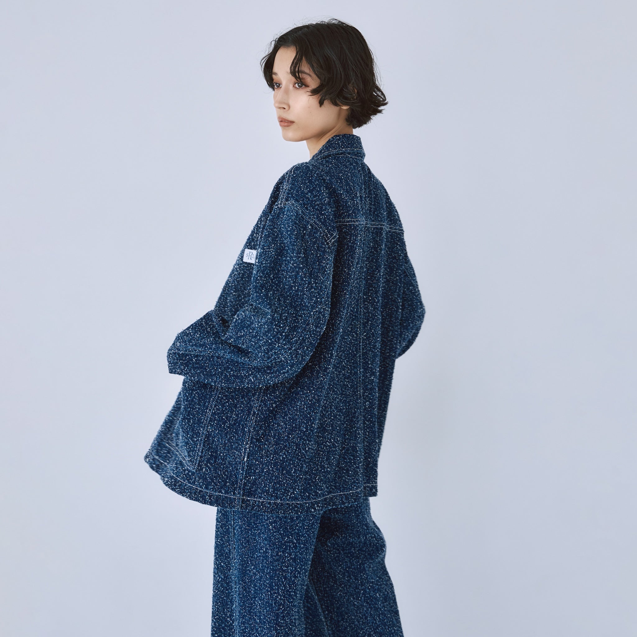 Needle punch materialカバーオール