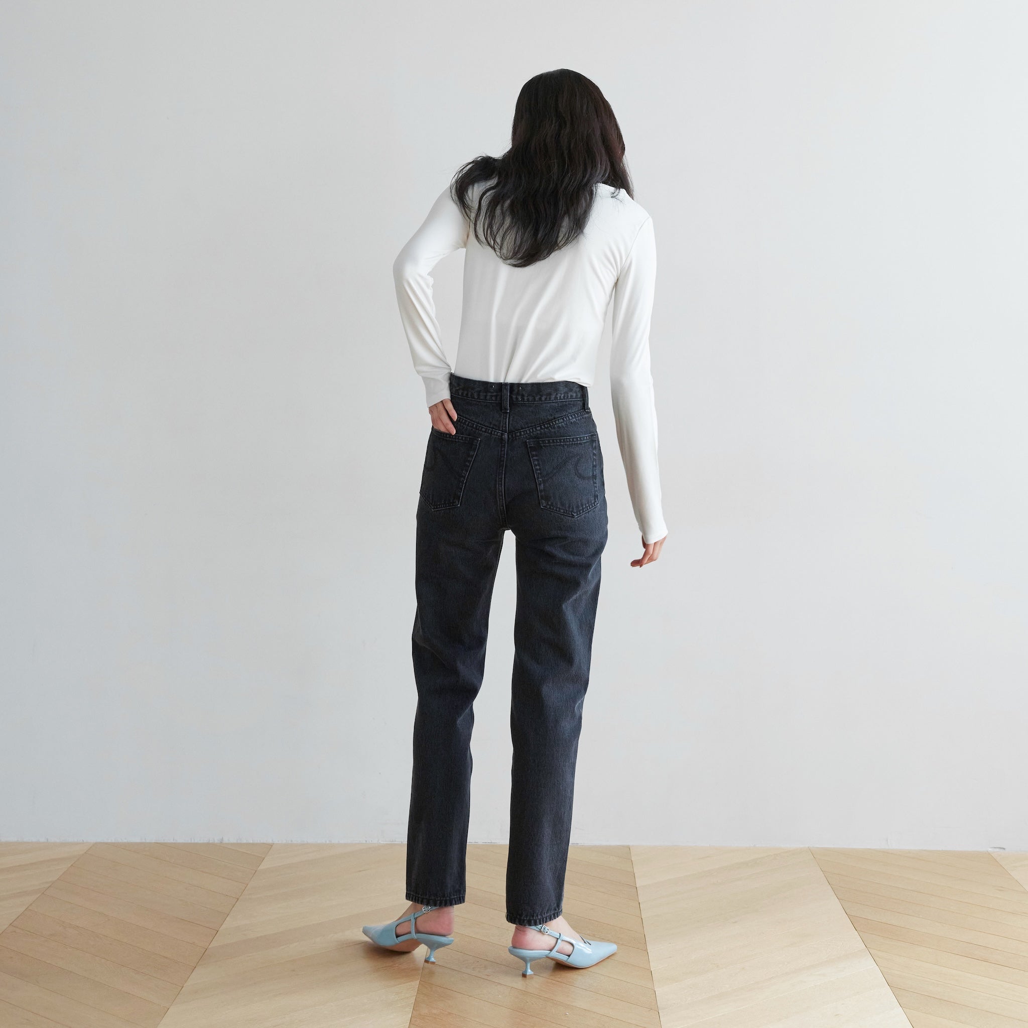 ハイウエストSlimストレート SRN02