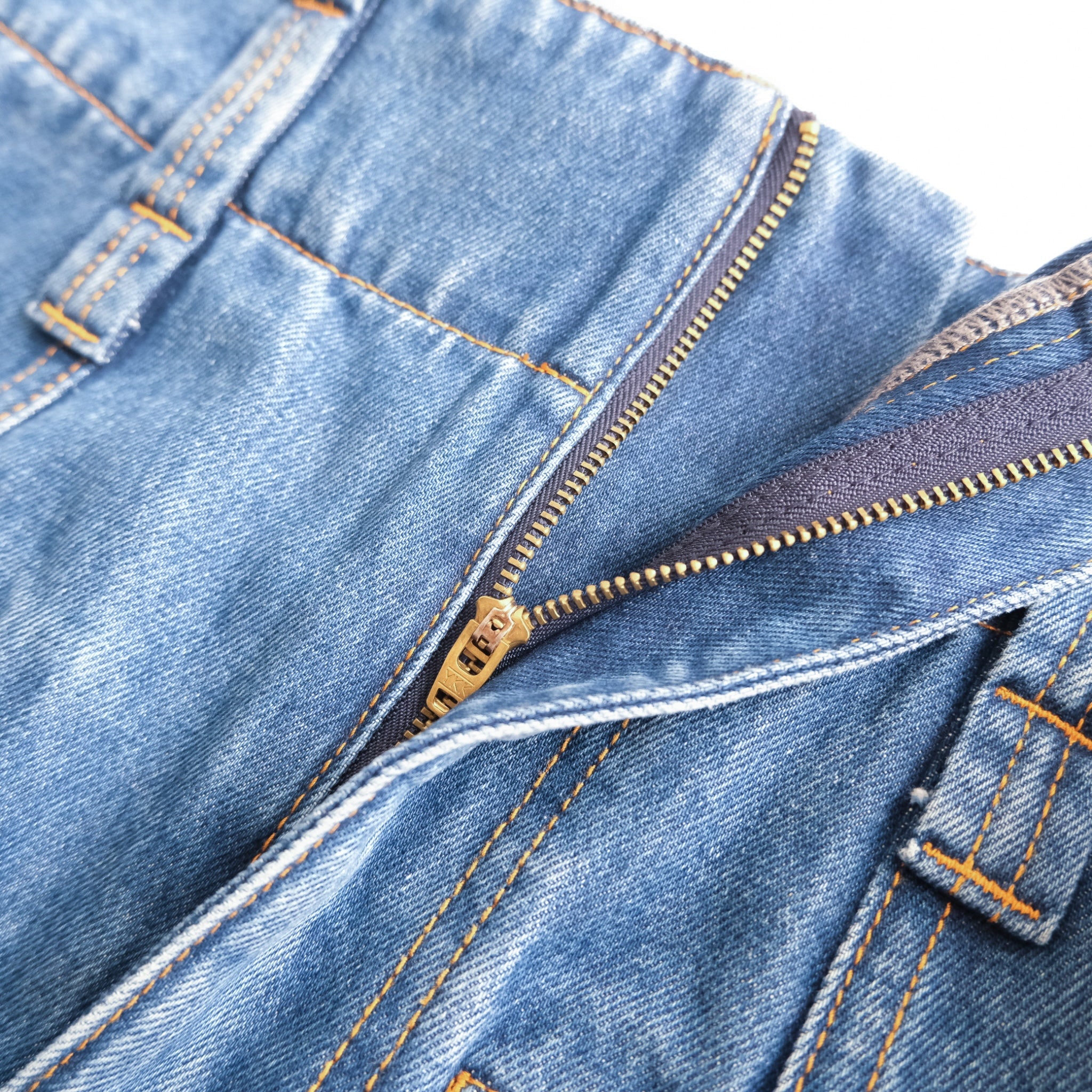 ハイウエストStraightデニムスカート