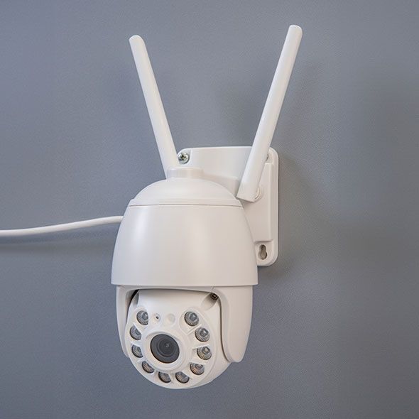 スマホ対応 パン・チルト 400万画素 Wi-Fiカメラ AT-702