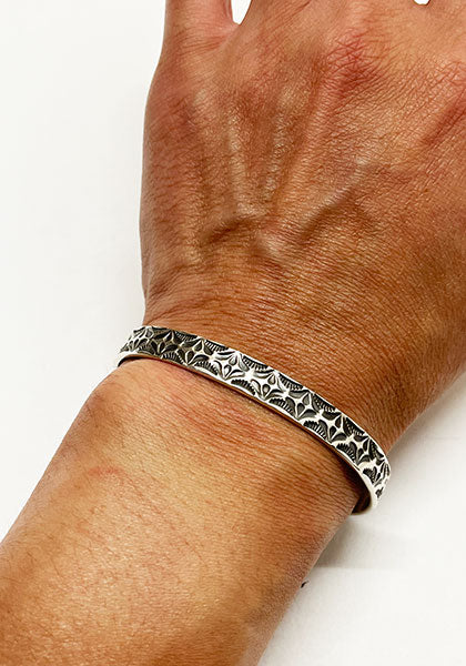 Indian Jewelry (インディアン ジュエリー) ナバホ スタンプワーク