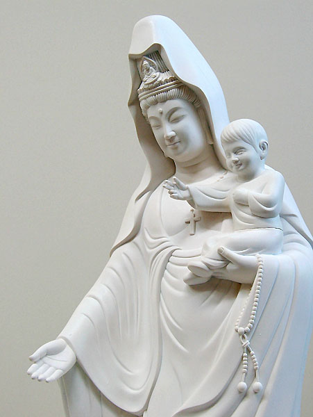 マリア観音像（慈母観音像） 長田晴鳳作