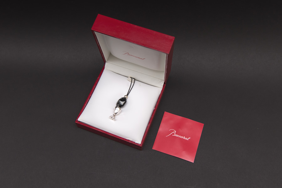 バカラ B-MINE アルクール 携帯ストラップ（黒）を買い取りました